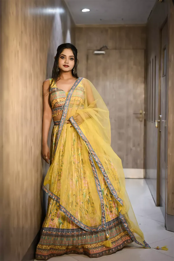 yellow crushed silk lehenga 1 67a9e9102cf22 1